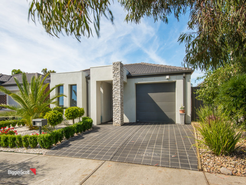 16 Cherry Blossom Chase, Pakenham, Vic 3810 - Property Details