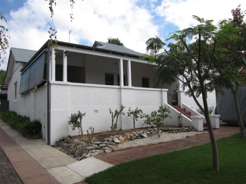 81 Simpson Street, Tumut, NSW 2720