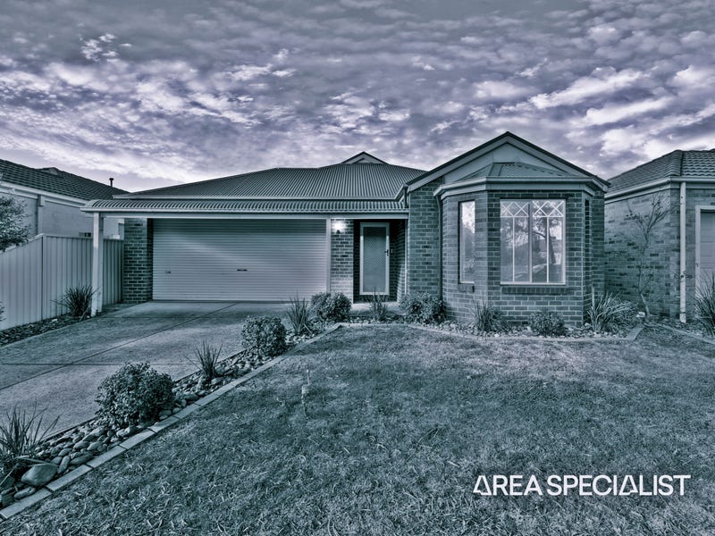 8 Ashwood Grove, Pakenham, Vic 3810 - Property Details