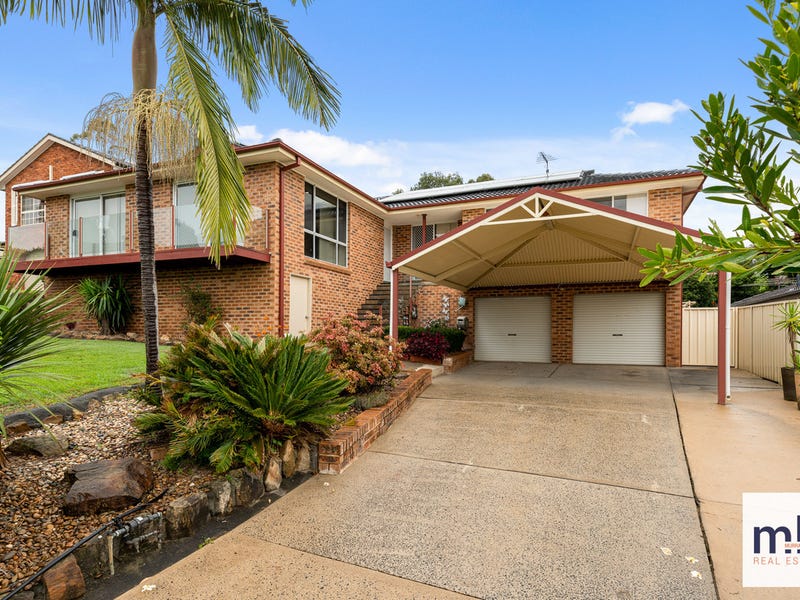 10 Niger Place, Kearns, NSW 2558