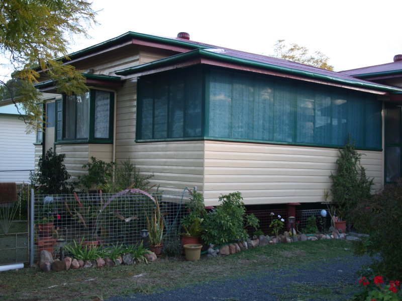 9 Kent, Millmerran, Qld 4357 Property Details