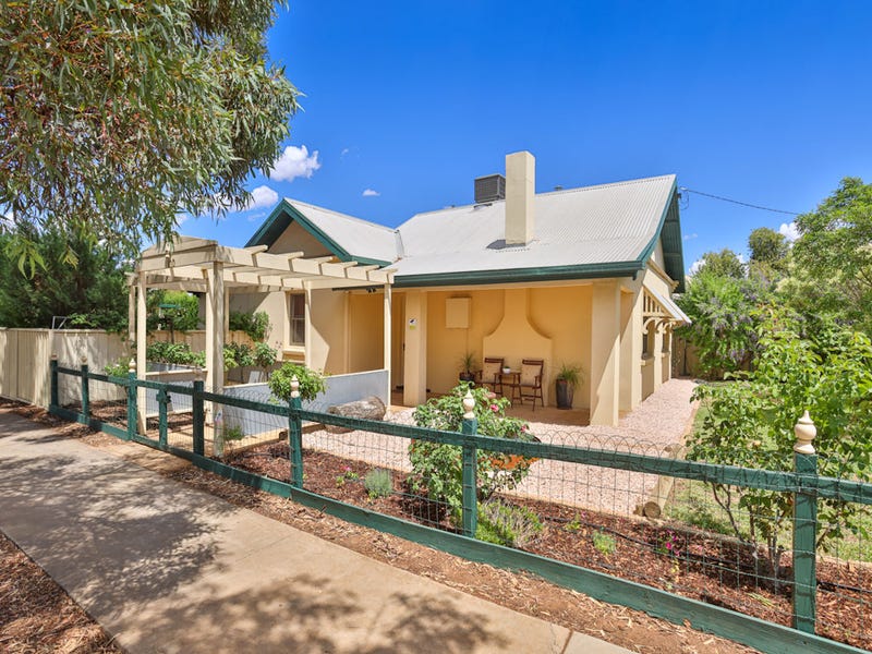 100 Magnolia Avenue, Mildura, Vic 3500 Property Details