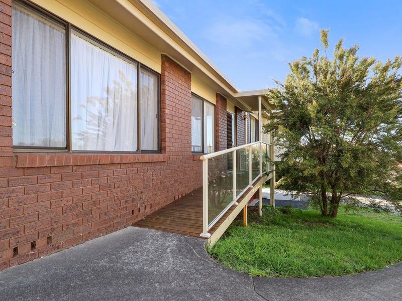 8 Waratah Court Tura Beach Nsw 2548 Property Details