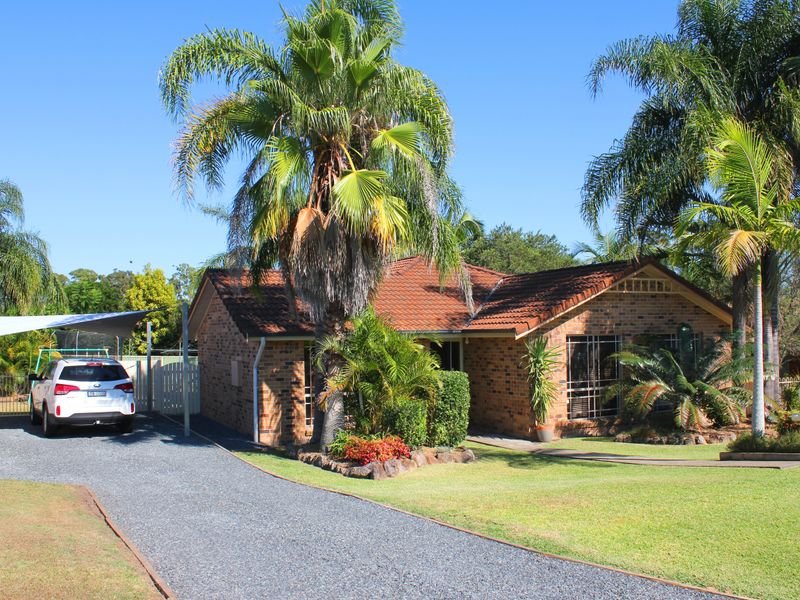 37 Rosewood Cres, Taree, NSW 2430