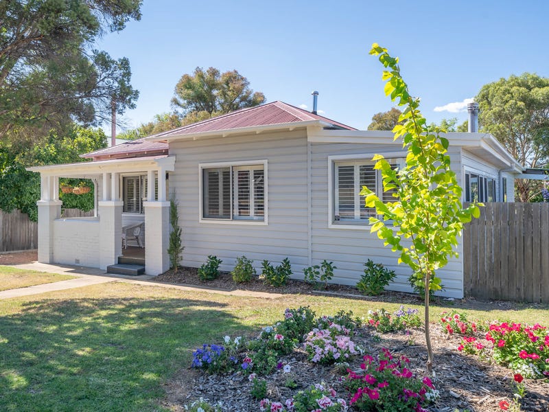 29 Donnelly Street, Armidale, NSW 2350 House for Sale