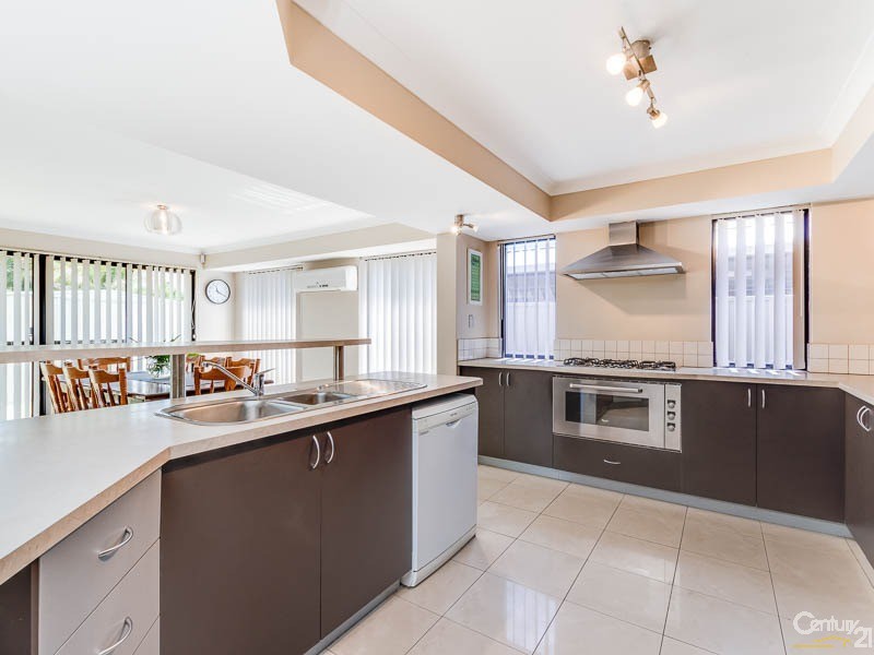 5 Waterview Parade, Southern River, WA 6110 - realestate.com.au