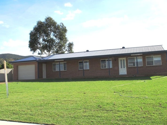 9 Charles Lester Place, Mudgee, NSW 2850 Property Details