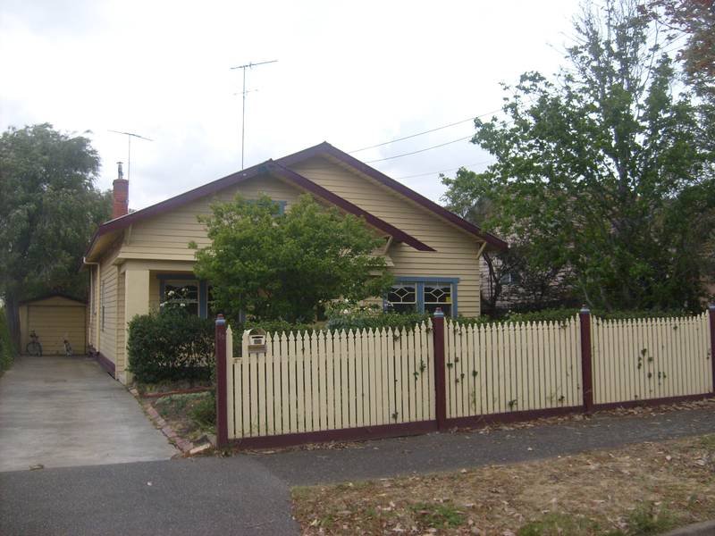 30 Meakin Street, East Geelong, VIC 3219