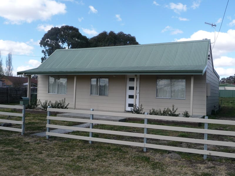 51 Grey Street, Glen Innes, NSW 2370