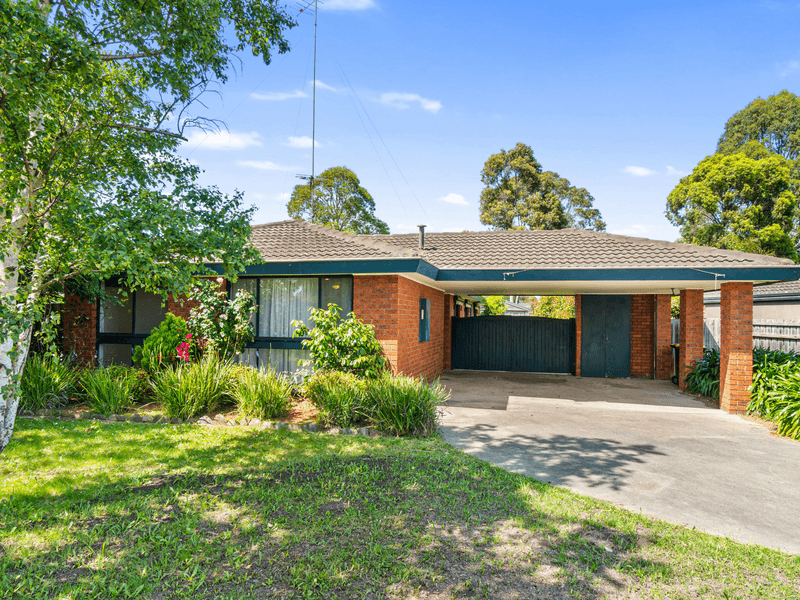 27 Rangeview Drive, Traralgon, Vic 3844 Property Details