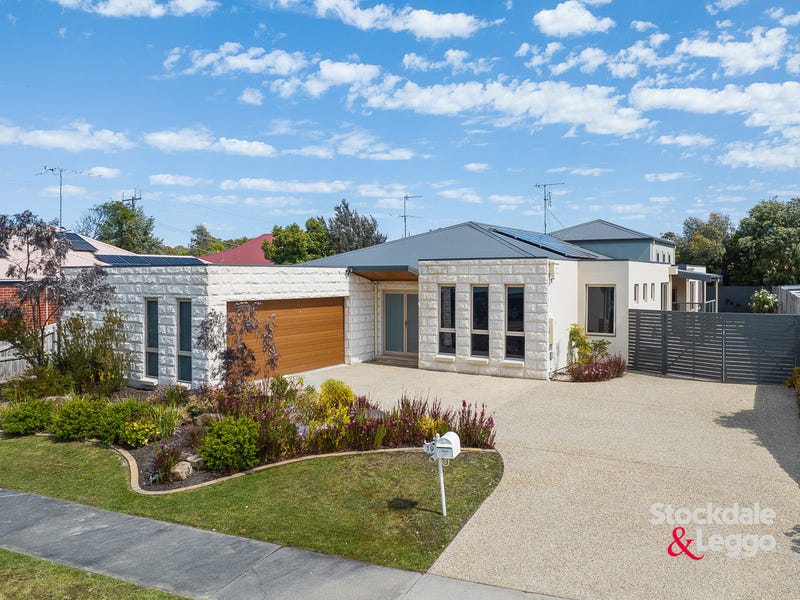19 Meanderri Drive, Inverloch, Vic 3996 Property Details