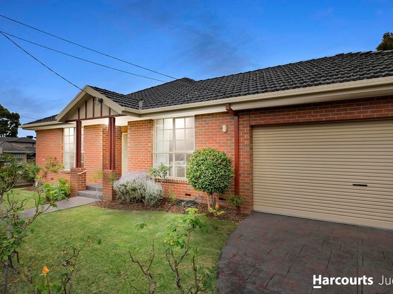 26 Coomleigh Avenue, Glen Waverley, VIC 3150