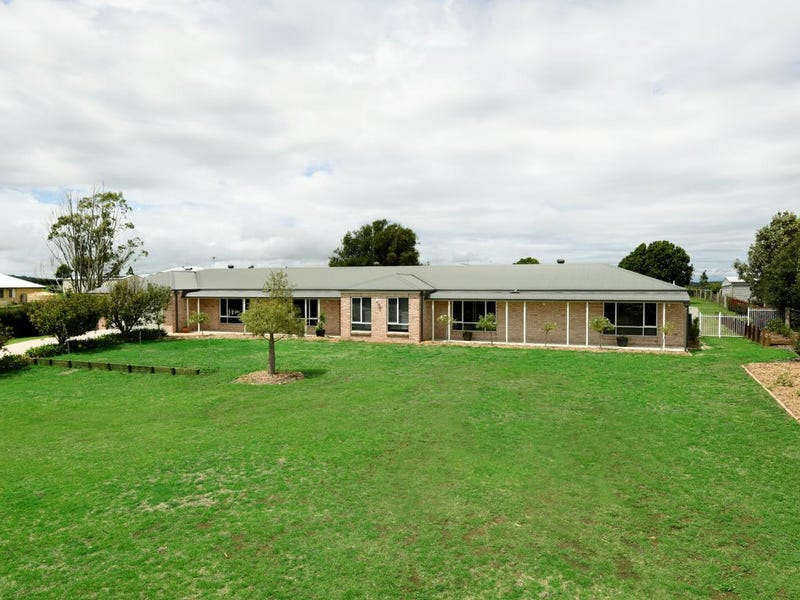 5 Settlers Drive, Gowrie Junction, QLD 4352