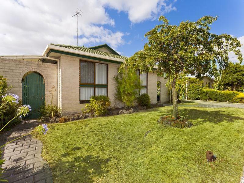 7 Bryan Avenue, Colac, Vic 3250 Property Details