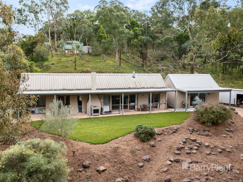 155 Arthurs Creek Road, Hurstbridge, Vic 3099 Property Details