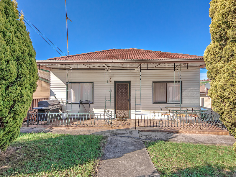 1/19 Monteith Street, Cringila, NSW 2502