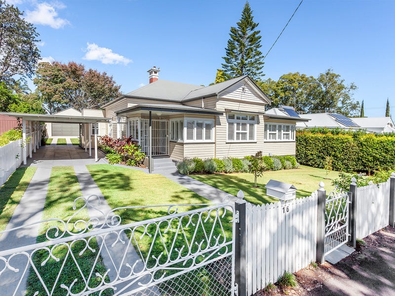 16 Arthur Street, East Toowoomba, QLD 4350