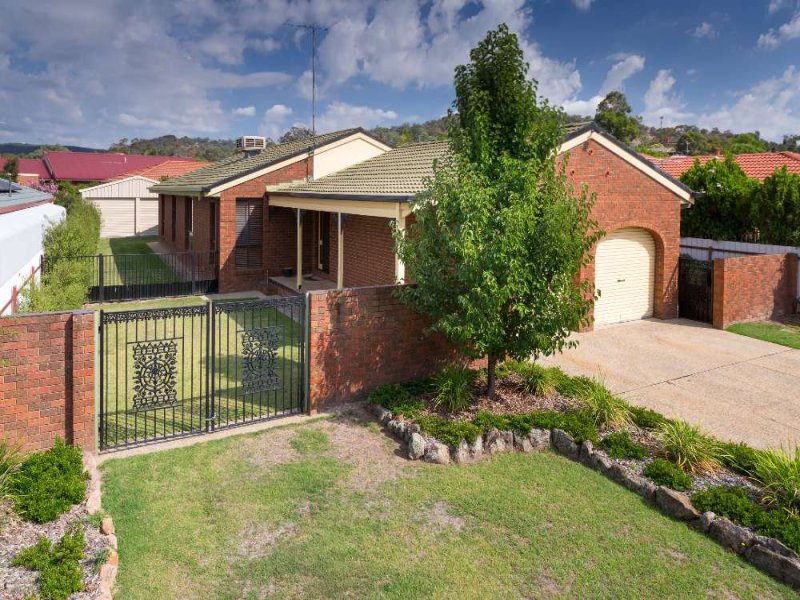 373 Poplar Drive, Lavington, NSW 2641 Property Details