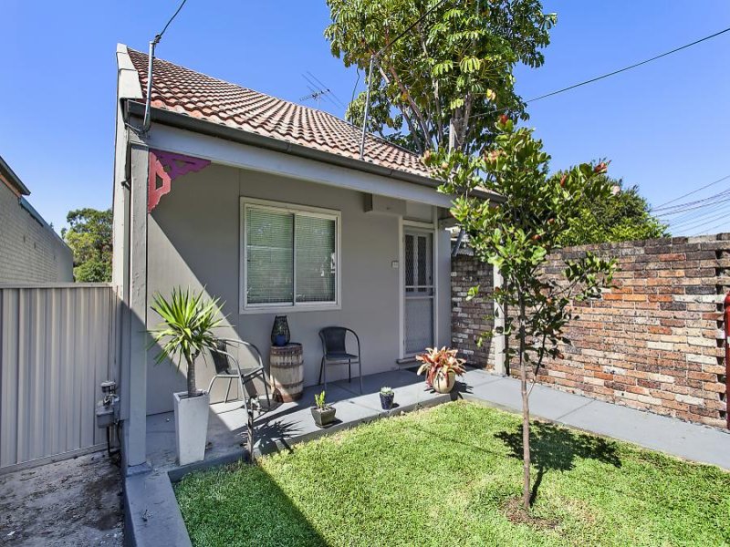 23 Bridge Street, Tempe, NSW 2044 Property Details