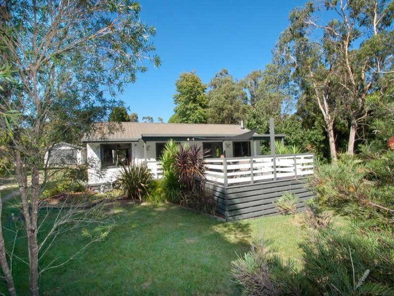 380 Woods Point Road, East Warburton, VIC 3799
