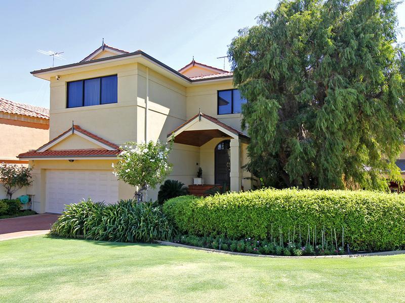 4 Reserve Street, Bicton, WA 6157