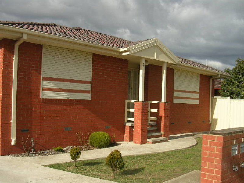 1/4 Massey Avenue, Reservoir, VIC 3073