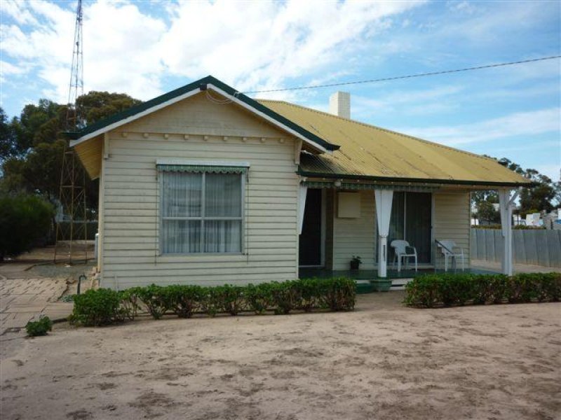 55 Charles Street, Jeparit, Vic 3423 Property Details