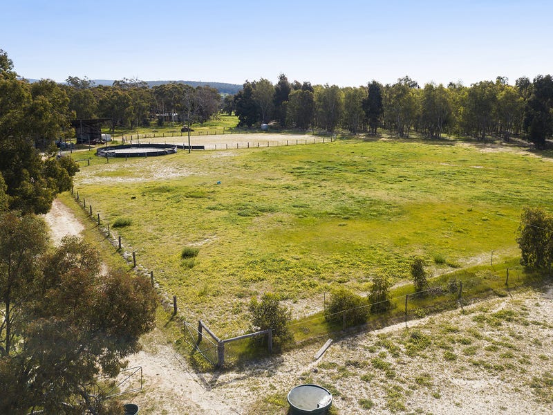 263 Refractory Road, Bakers Hill, WA 6562