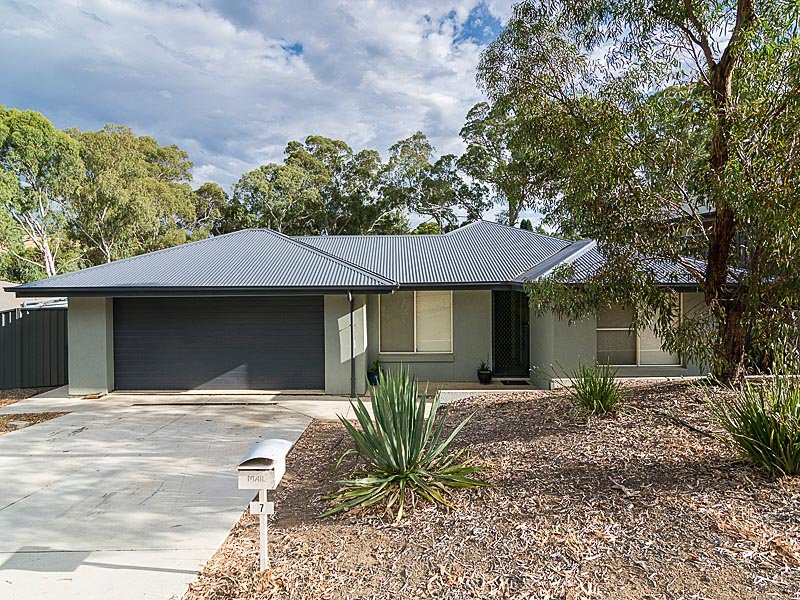 7 Hallett Road, Littlehampton, SA 5250 Property Details