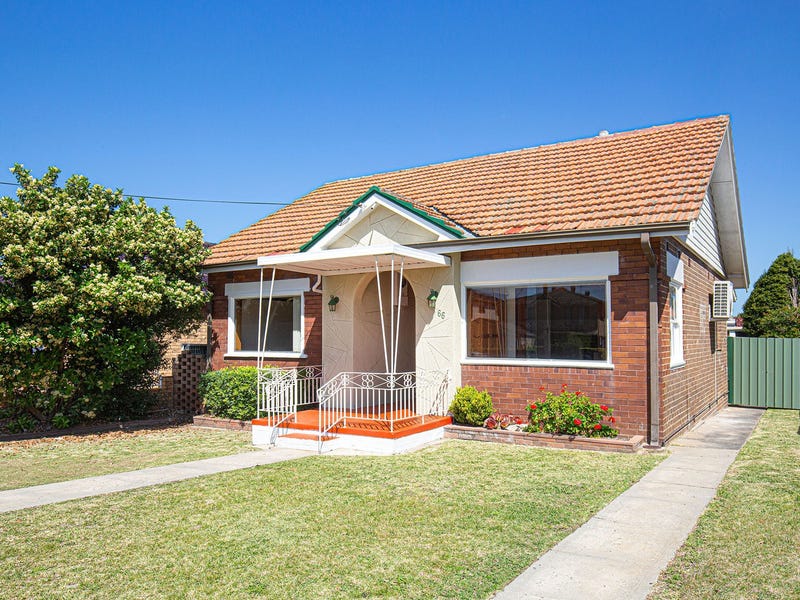 Houses for Sale in Earlwood, NSW 2206