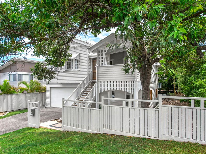 10 Dorrington Drive, Ashgrove, Qld 4060 Property Details