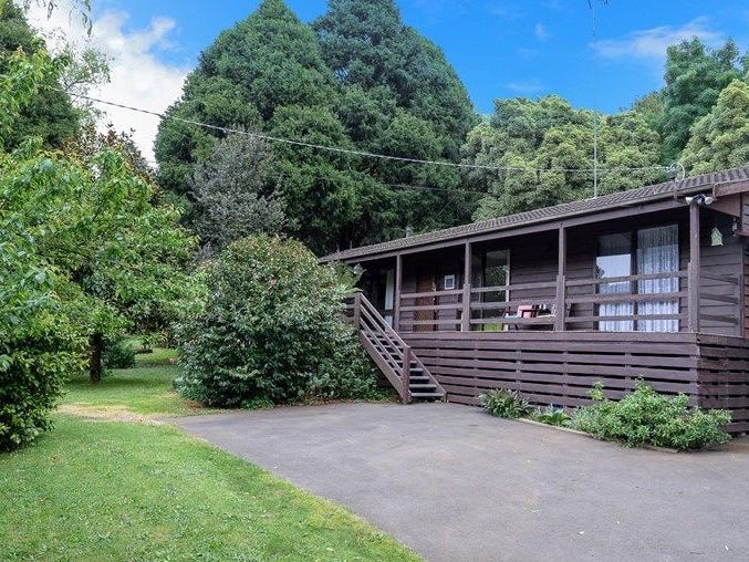 37 Woods Point Road, Warburton, VIC 3799