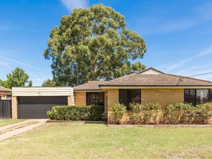 444 Lake Albert Road, Lake Albert, NSW 2650