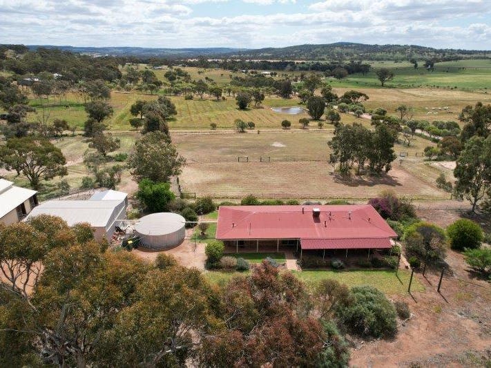 152 Rudall Road, York, WA 6302 Property Details