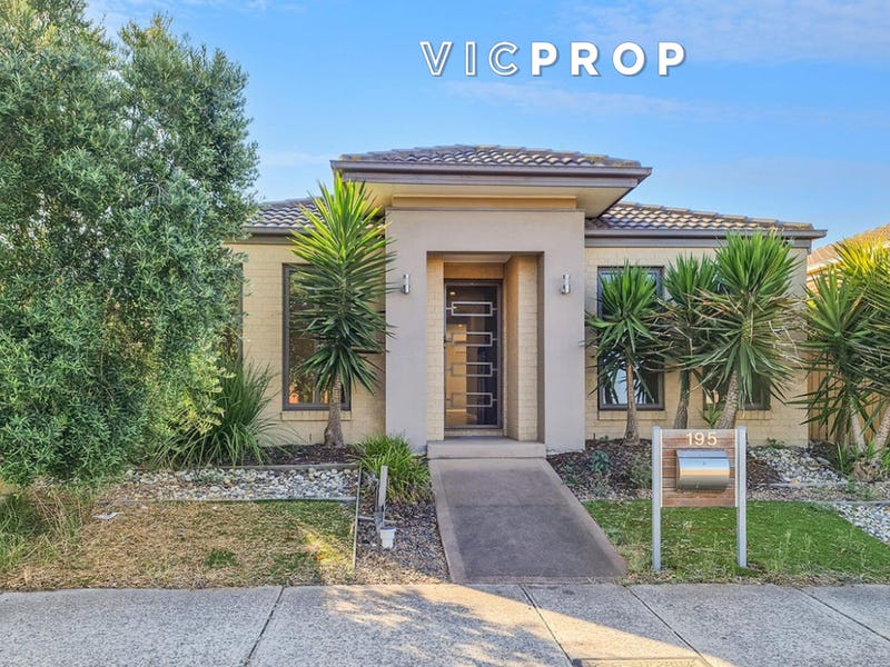195 Saltwater Promenade, Point Cook, VIC 3030