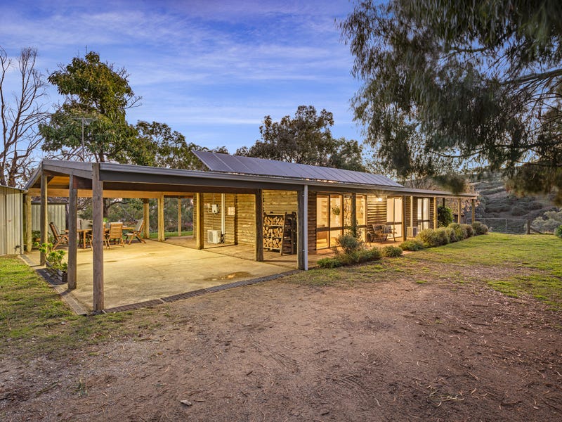 101 Flagstaff Road, Bethanga, Vic 3691 Property Details