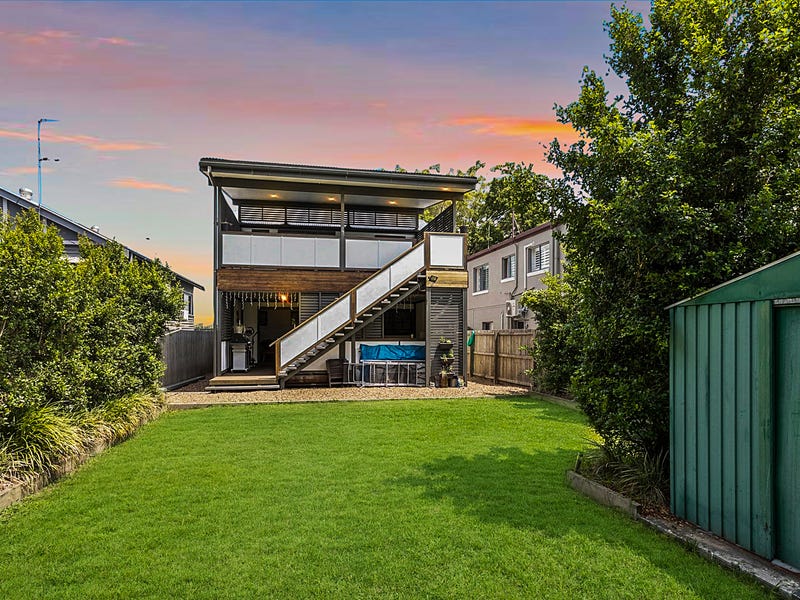 668 Kingsford Smith Drive, Hamilton, Qld 4007 House for Sale