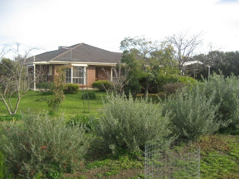 5 Pederick Court, Lewiston, SA 5501 Property Details