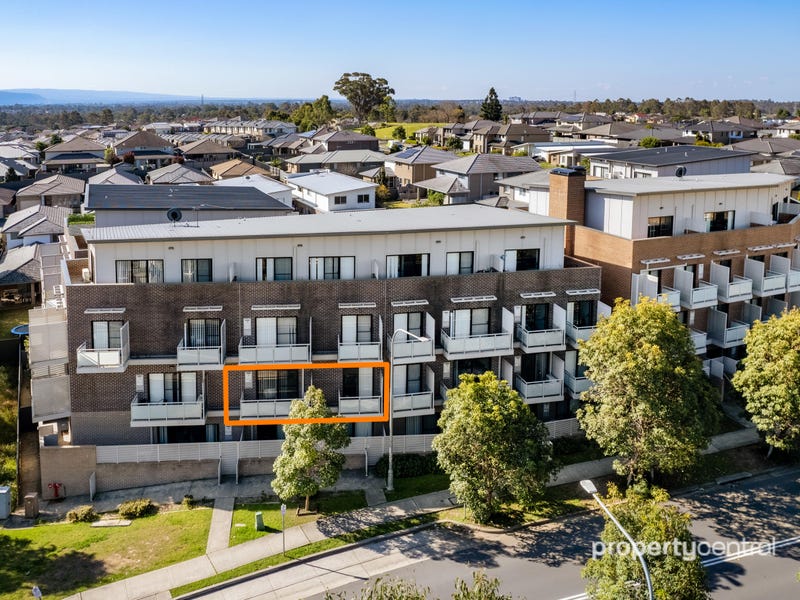 22/2 Glenmore Ridge Drive, Glenmore Park, NSW 2745