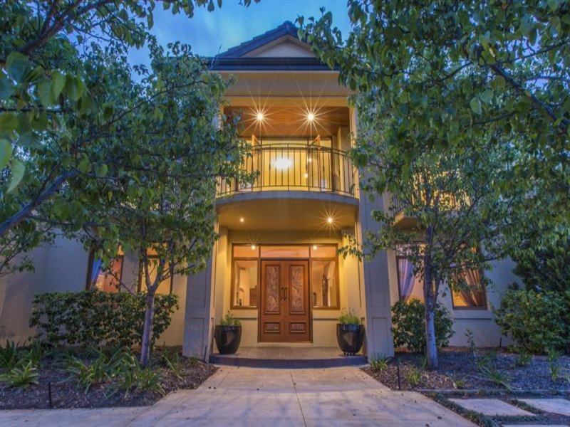 3 Queens Grove, Mount Claremont, WA 6010