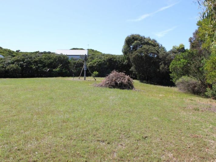 11 Moncur Court, Venus Bay, VIC 3956