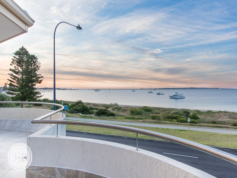 141 Esplanade, Rockingham, WA 6168