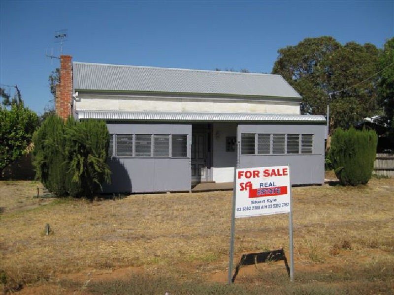 15 Fry Street, Kaniva, Vic 3419 Property Details