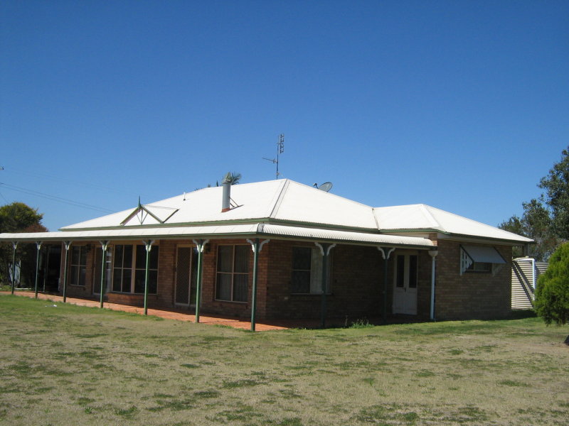 4 HOLZ COURT, Murgon, Qld 4605 Property Details