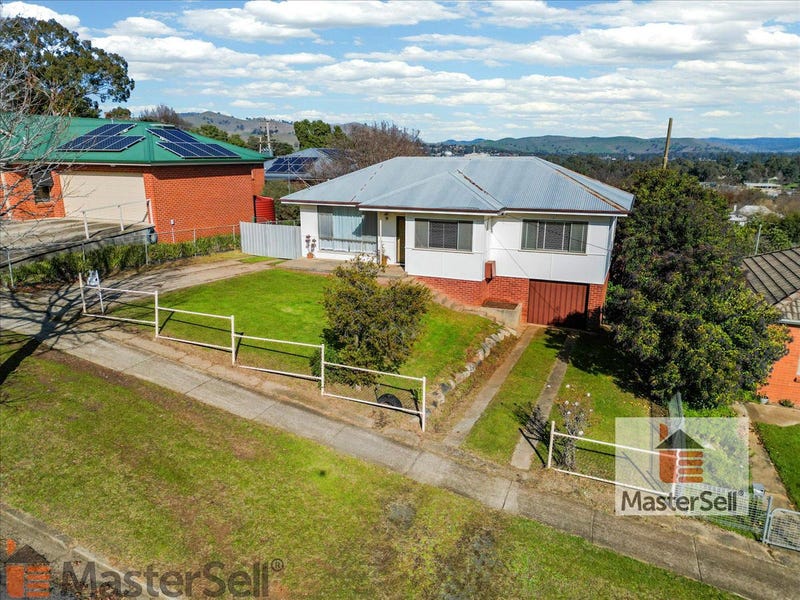 118 Hanley Street, Gundagai, NSW 2722 Property Details