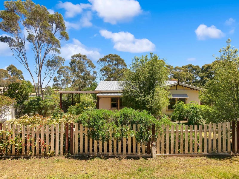 23 Lay Street, Ballan, Vic 3342 House for Sale