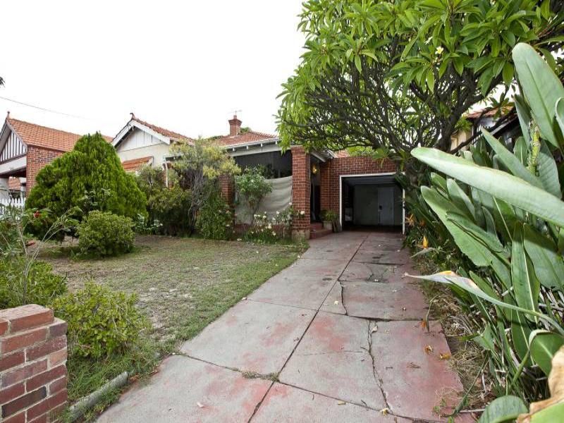 29 Dumbarton Crescent, Menora, WA 6050 Property Details