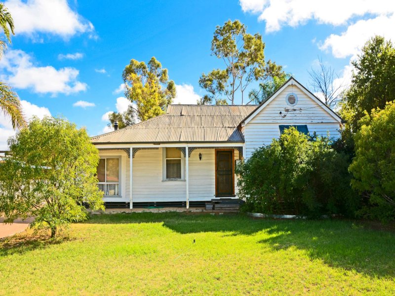 43 Maher Street, Euston, NSW 2737 Property Details