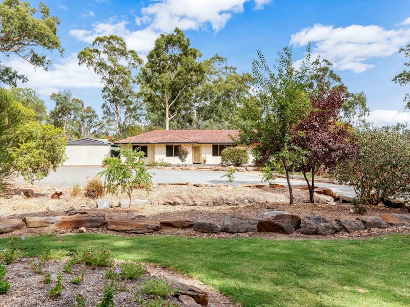 14 William Street, Birdwood, SA 5234 Property Details