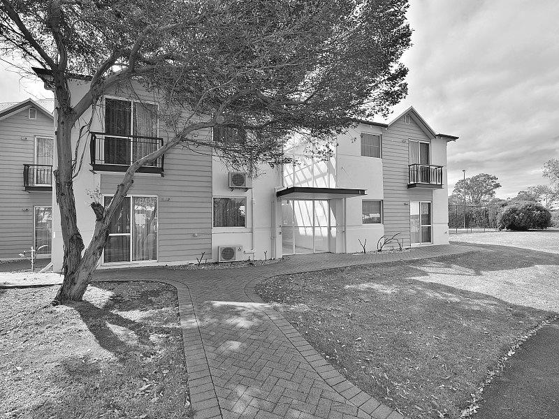 Unit 2 40 Marina Quay Drive Erskine WA 6210 Property Details unit-2-40-marina-quay-drive-erskine-wa-6210-property-details